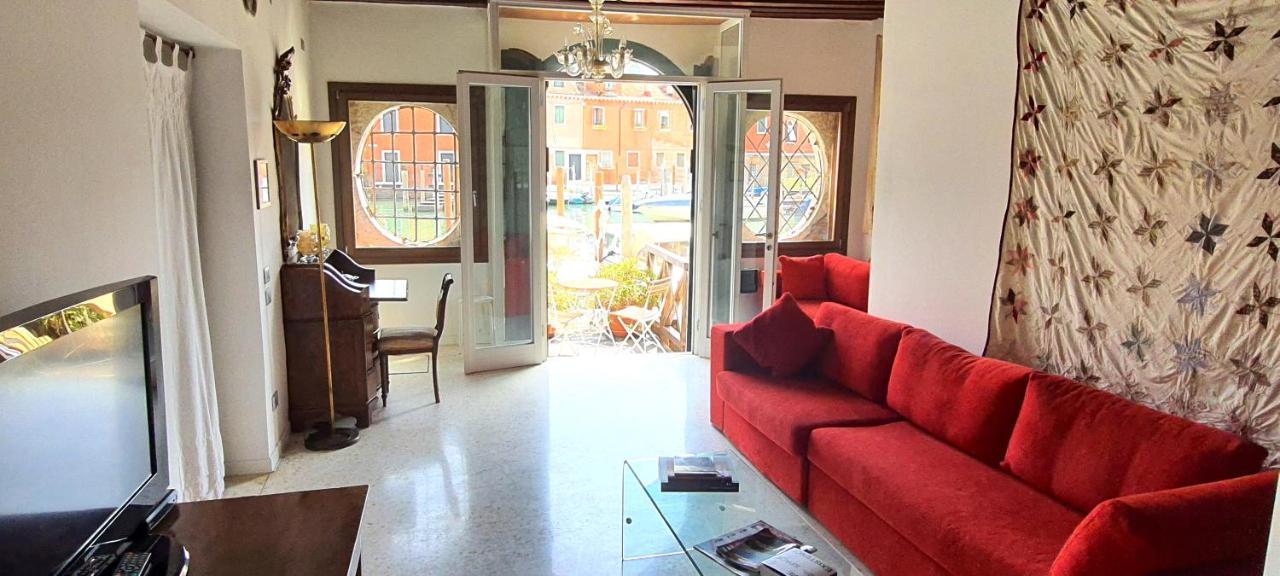 Elisabeth Waterfront Apartment Velence Kültér fotó