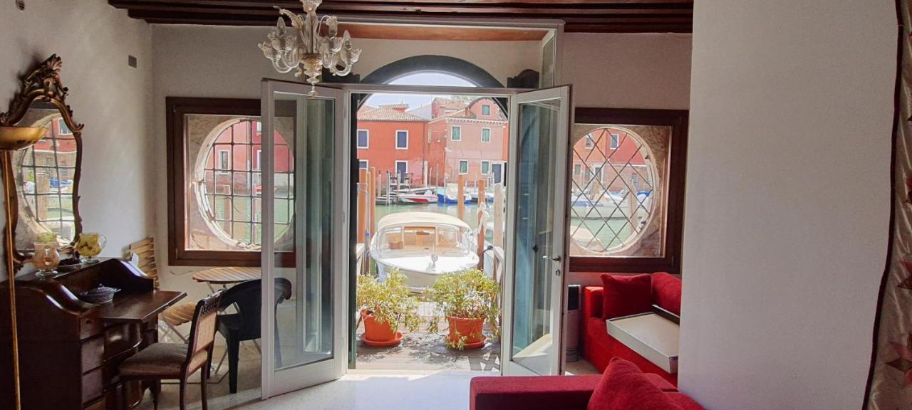Elisabeth Waterfront Apartment Velence Kültér fotó