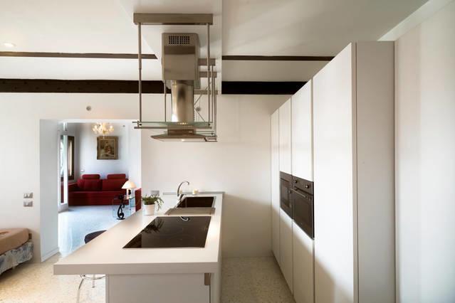 Elisabeth Waterfront Apartment Velence Kültér fotó